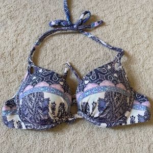 Victoria's Secret Women's Swimwear~Multi-Color Push Up~Size 34A